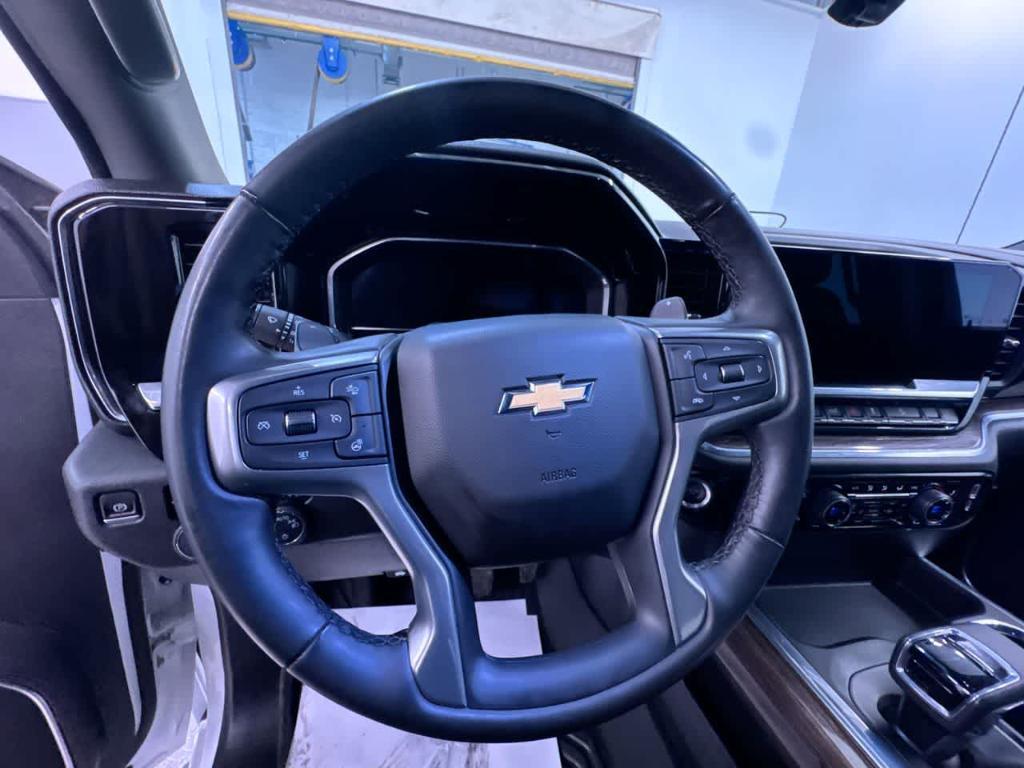 used 2025 Chevrolet Silverado 1500 car, priced at $44,995