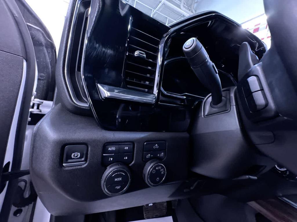 used 2025 Chevrolet Silverado 1500 car, priced at $44,995