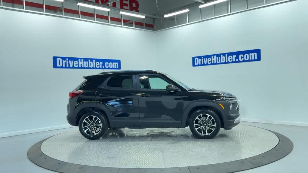 used 2025 Chevrolet TrailBlazer car, priced at $25,900