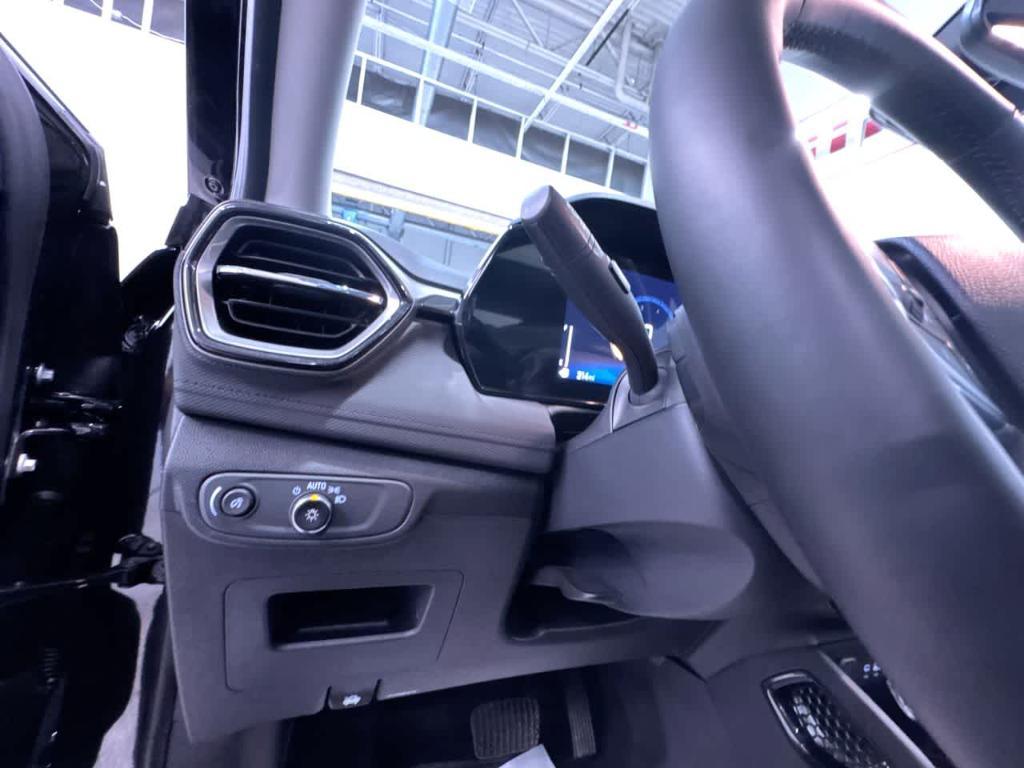 used 2025 Chevrolet TrailBlazer car, priced at $25,900