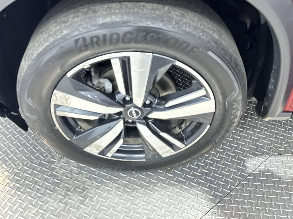 used 2023 Nissan Rogue car, priced at $22,300