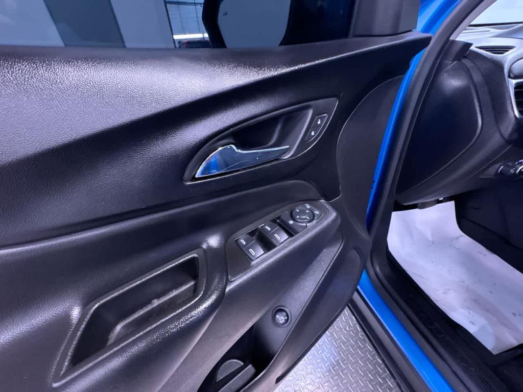 used 2024 Chevrolet Equinox car, priced at $21,650