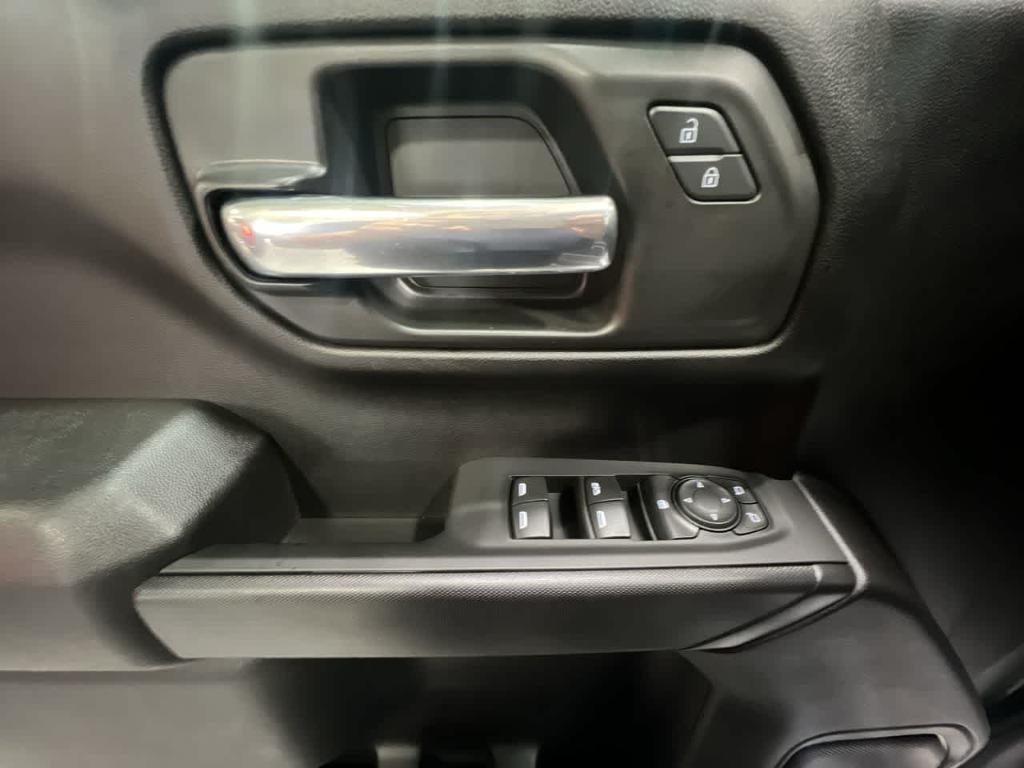 used 2025 Chevrolet Silverado 1500 car, priced at $40,824