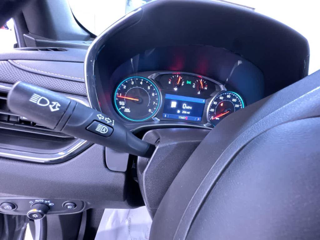 used 2024 Chevrolet Equinox car, priced at $30,398