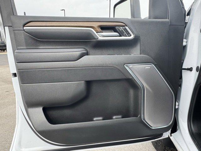 new 2025 Chevrolet Silverado 2500 car, priced at $91,335