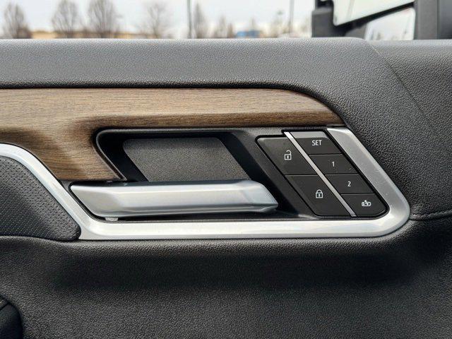 new 2025 Chevrolet Silverado 2500 car, priced at $91,335