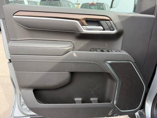 new 2026 Chevrolet Silverado 1500 car, priced at $50,305