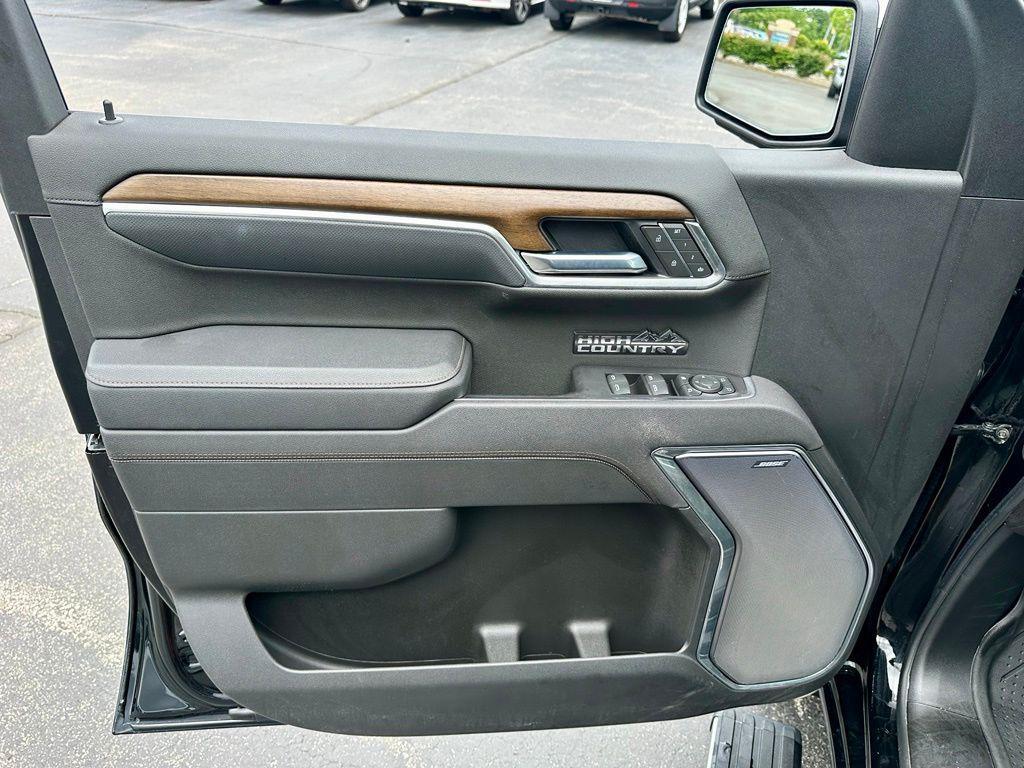 used 2025 Chevrolet Silverado 1500 car, priced at $58,834