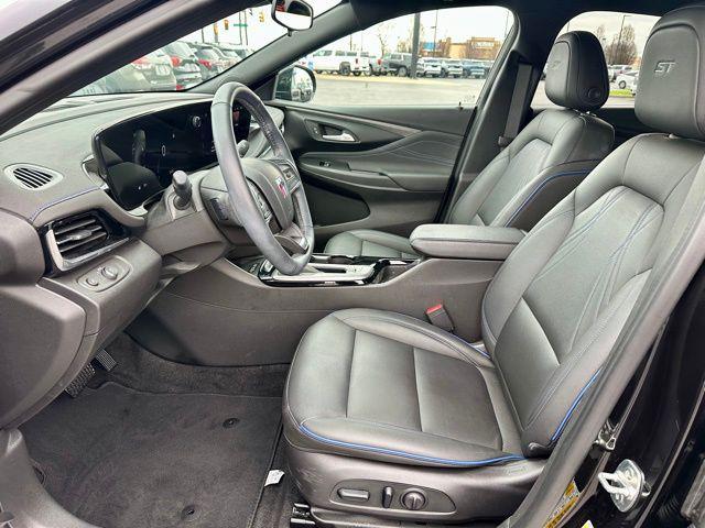 used 2024 Buick Envista car, priced at $26,546