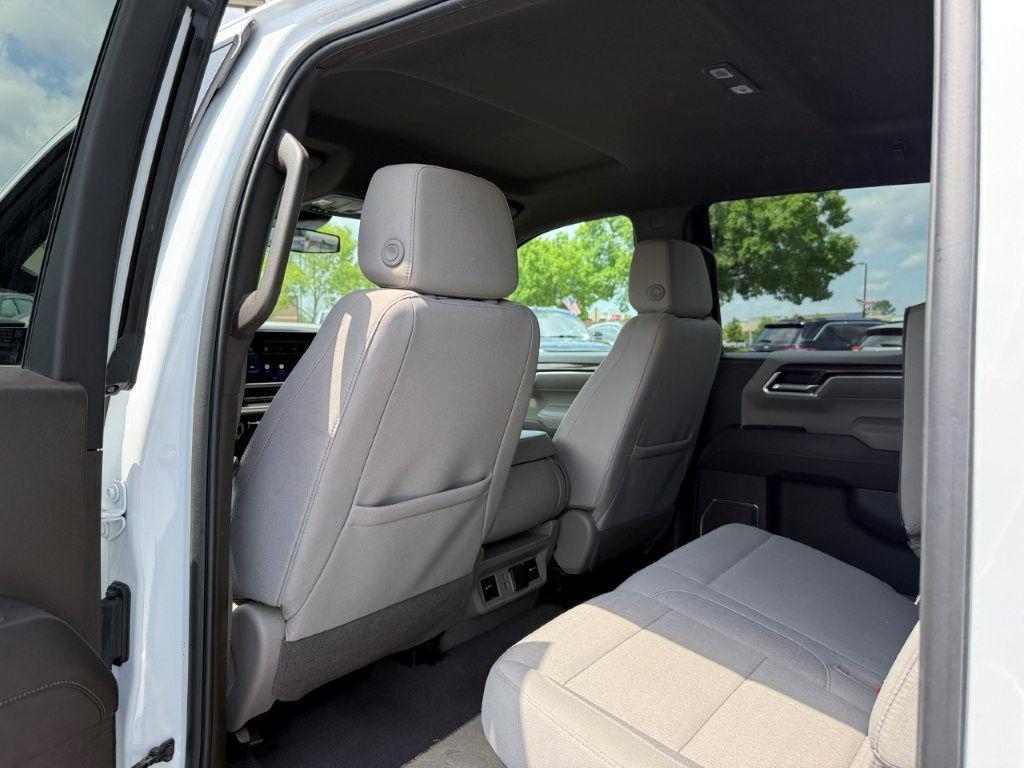 used 2025 Chevrolet Silverado 1500 car, priced at $42,989