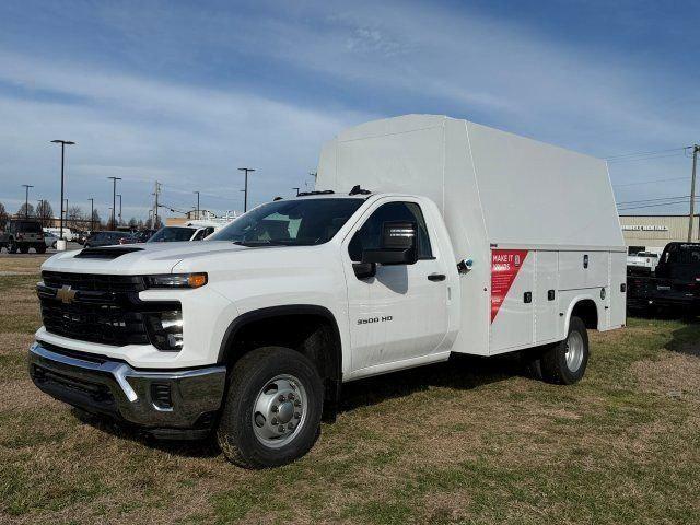 new 2025 Chevrolet Silverado 3500 car, priced at $61,633