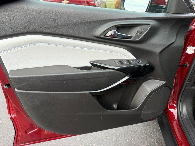 used 2025 Chevrolet Trax car, priced at $21,637