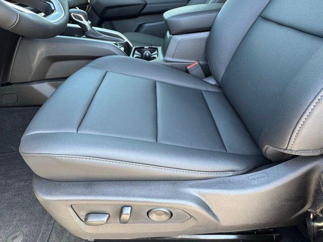 new 2026 Chevrolet Colorado car, priced at $45,100