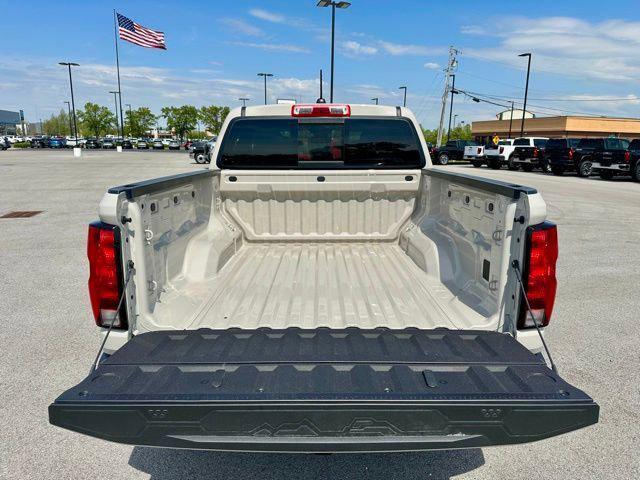 new 2026 Chevrolet Colorado car, priced at $43,160
