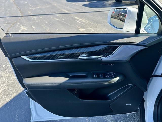 used 2020 Cadillac XT6 car, priced at $25,451