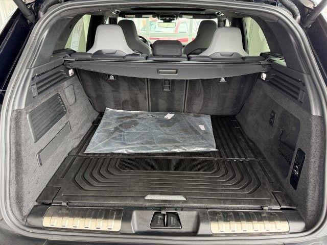 used 2025 Land Rover Range Rover Sport car, priced at $144,989