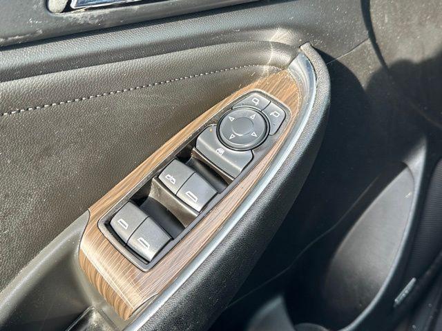 used 2023 Chevrolet Malibu car, priced at $20,659