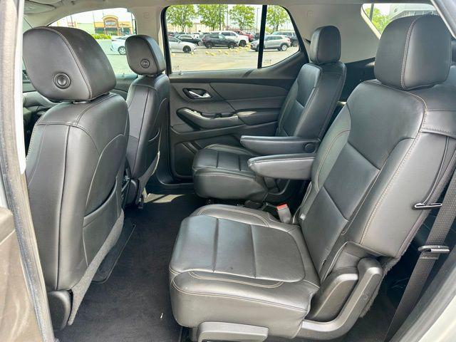 used 2020 Chevrolet Traverse car, priced at $22,557