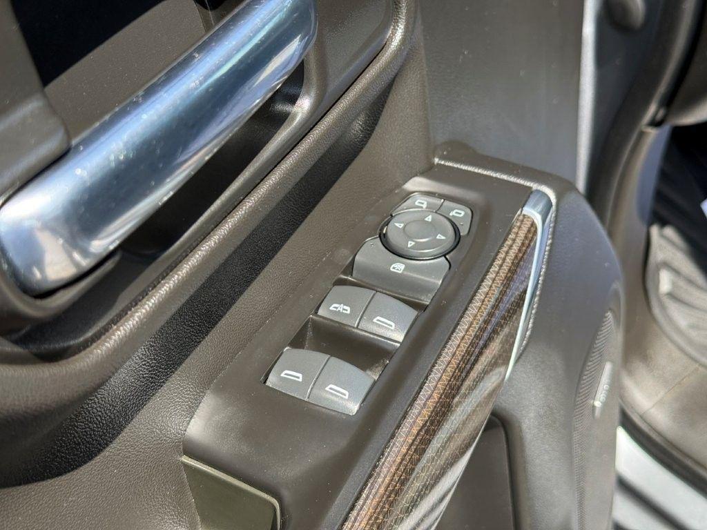 used 2021 Chevrolet Silverado 1500 car, priced at $38,747