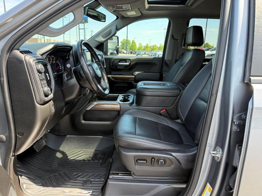 used 2021 Chevrolet Silverado 1500 car, priced at $38,747