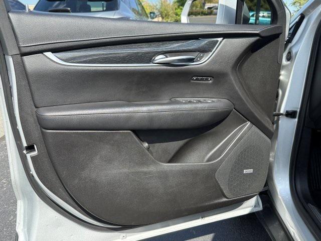 used 2020 Cadillac XT5 car, priced at $20,402