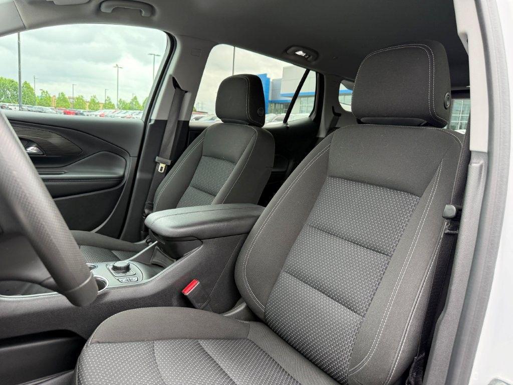 used 2023 GMC Terrain car, priced at $25,989