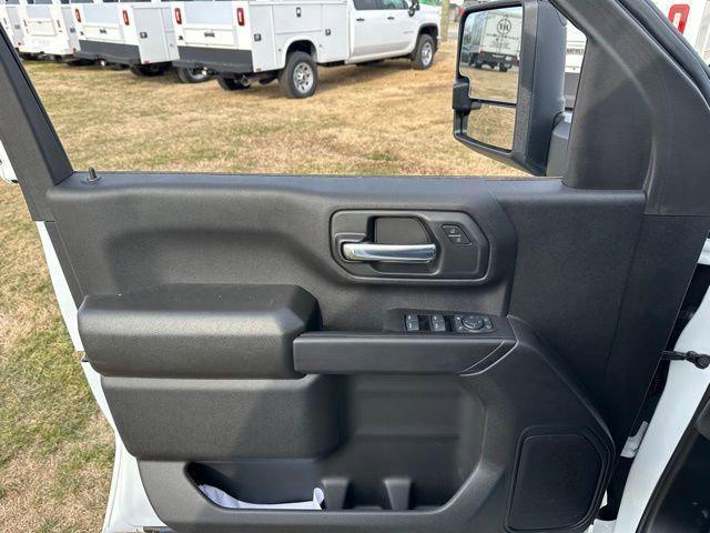 new 2025 GMC Sierra 2500 car, priced at $54,443