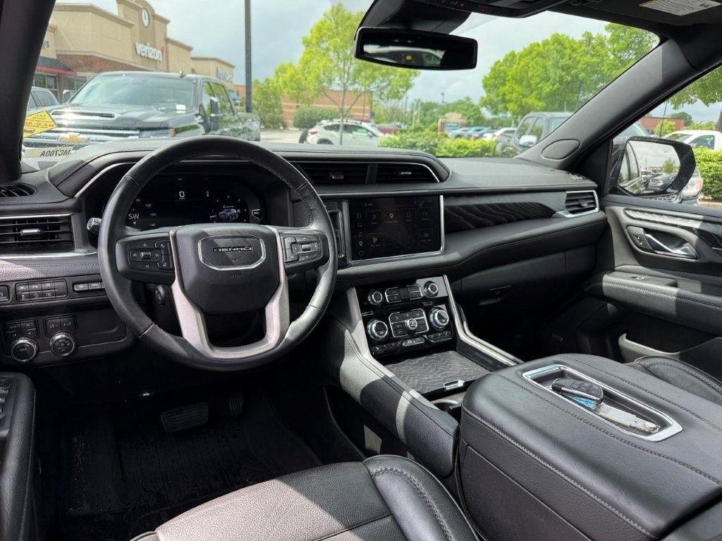 used 2023 GMC Yukon XL car, priced at $69,359