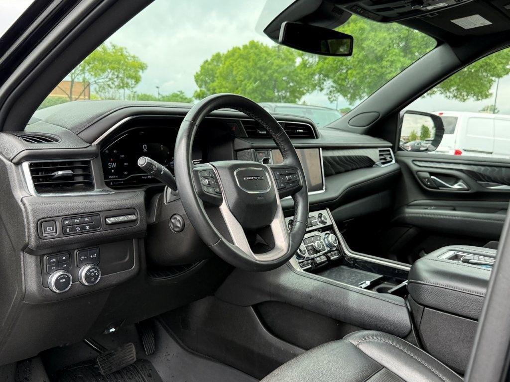 used 2023 GMC Yukon XL car, priced at $69,359
