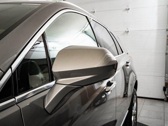 used 2018 Cadillac XT5 car, priced at $19,298