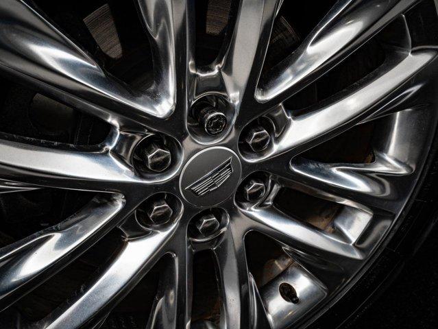 used 2018 Cadillac XT5 car, priced at $19,298