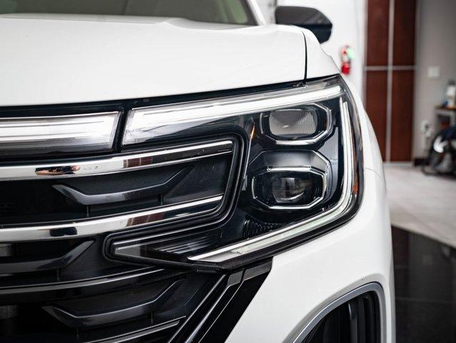 used 2025 Volkswagen Atlas car, priced at $39,798