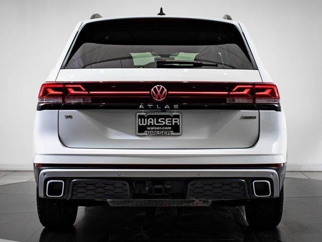 used 2025 Volkswagen Atlas car, priced at $39,798