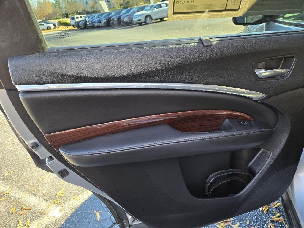 used 2015 Acura MDX car, priced at $11,999