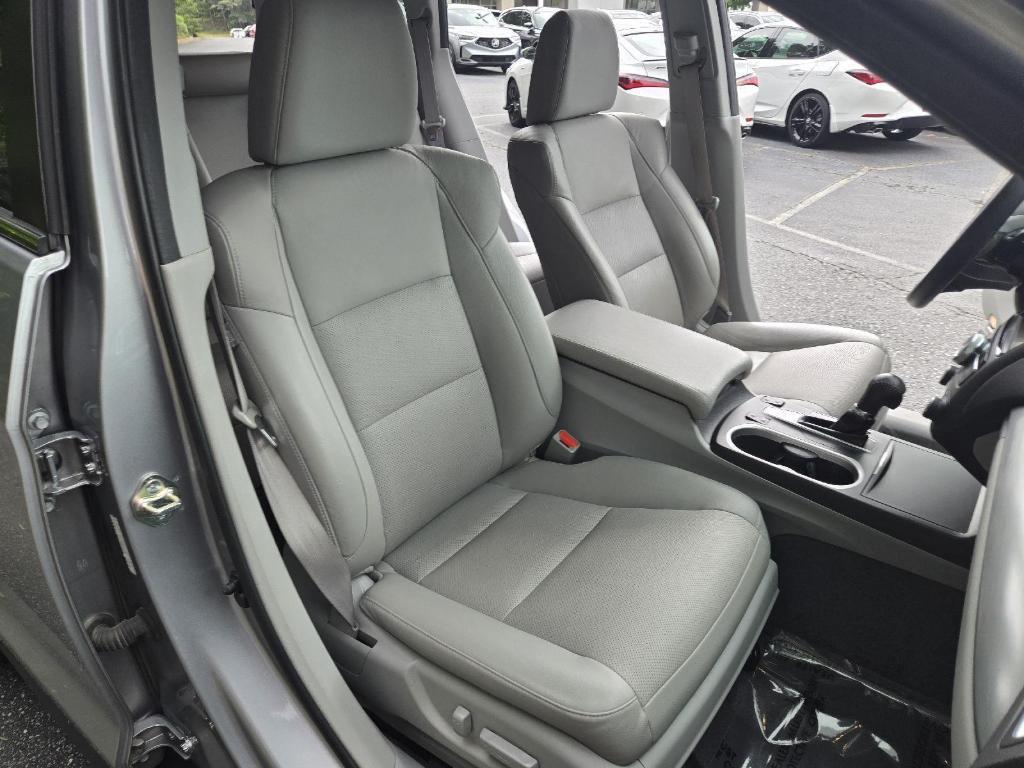 used 2017 Acura RDX car, priced at $16,444