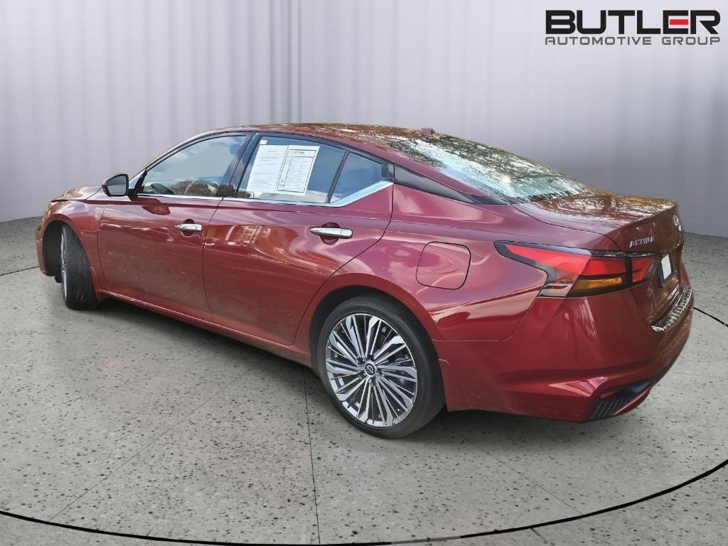 used 2023 Nissan Altima car, priced at $24,577