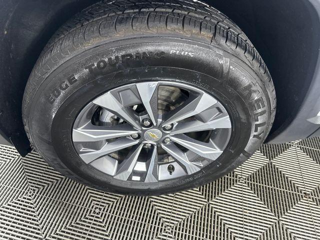 used 2025 Chevrolet Equinox car, priced at $25,489