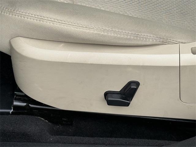 used 2013 Chrysler 200 car, priced at $7,200