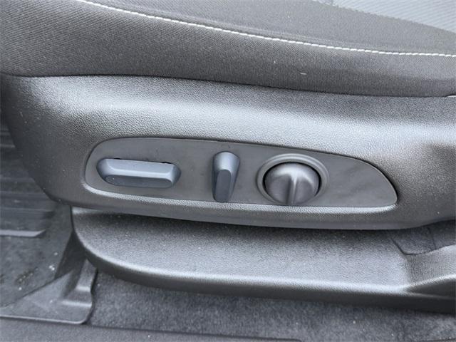 new 2025 Chevrolet Blazer car, priced at $35,438