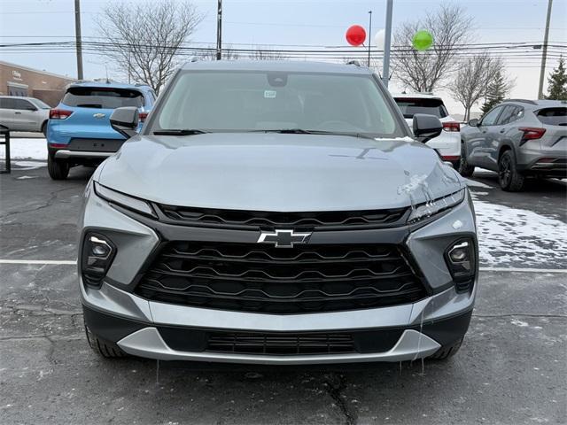 new 2025 Chevrolet Blazer car, priced at $35,438