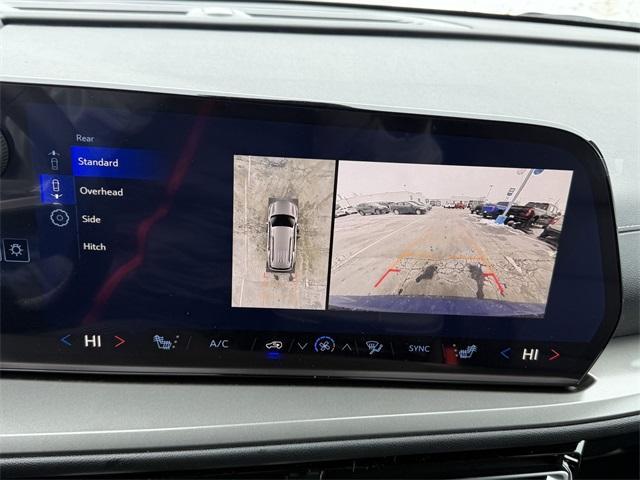 new 2026 Chevrolet Traverse car, priced at $42,321