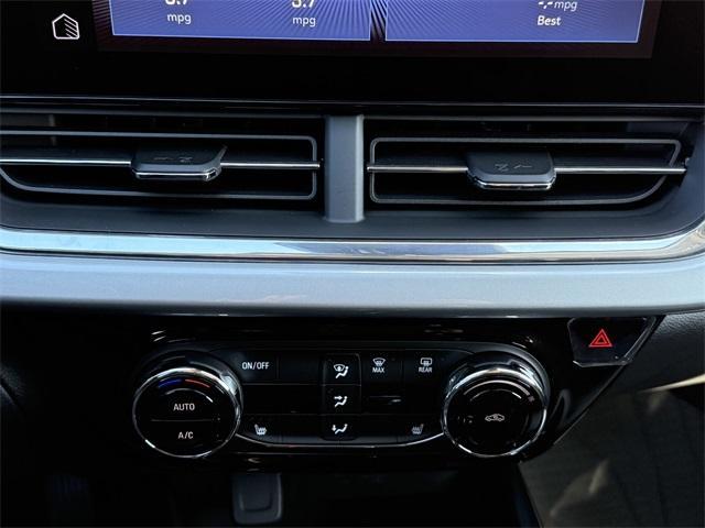 new 2026 Chevrolet Trax car, priced at $24,518