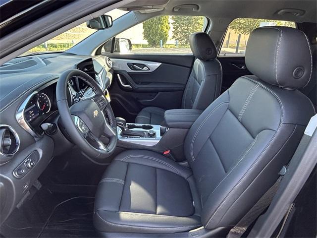 new 2025 Chevrolet Blazer car, priced at $38,316