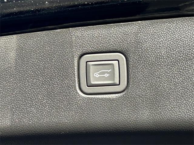 new 2025 Chevrolet Blazer car, priced at $38,316