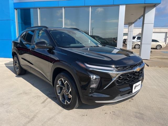used 2024 Chevrolet Trax car, priced at $20,756