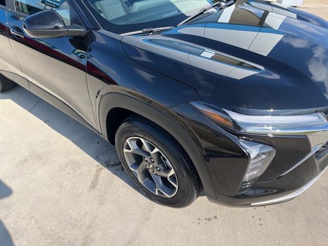 used 2024 Chevrolet Trax car, priced at $20,756