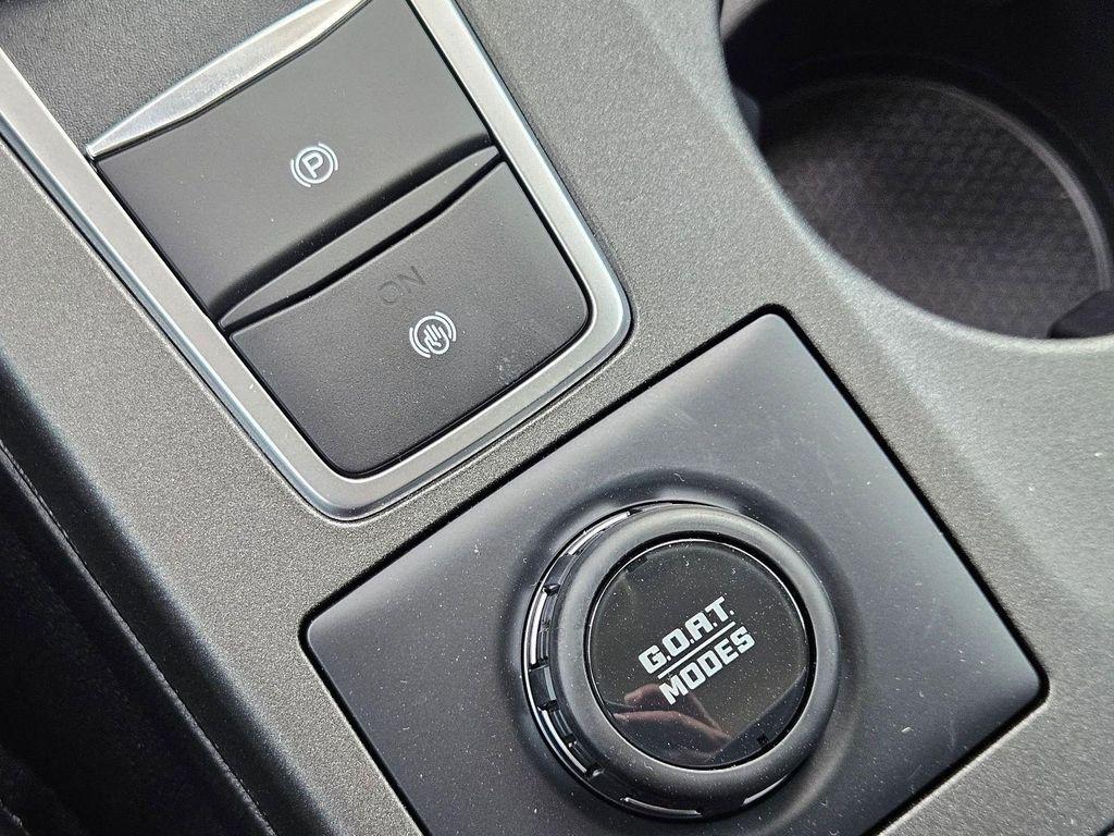 new 2025 Ford Bronco Sport car, priced at $33,285