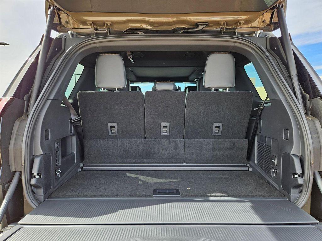 new 2026 Ford Expedition car, priced at $85,730