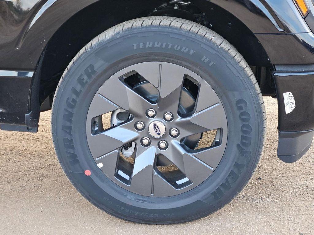 new 2025 Ford F-150 car, priced at $40,480