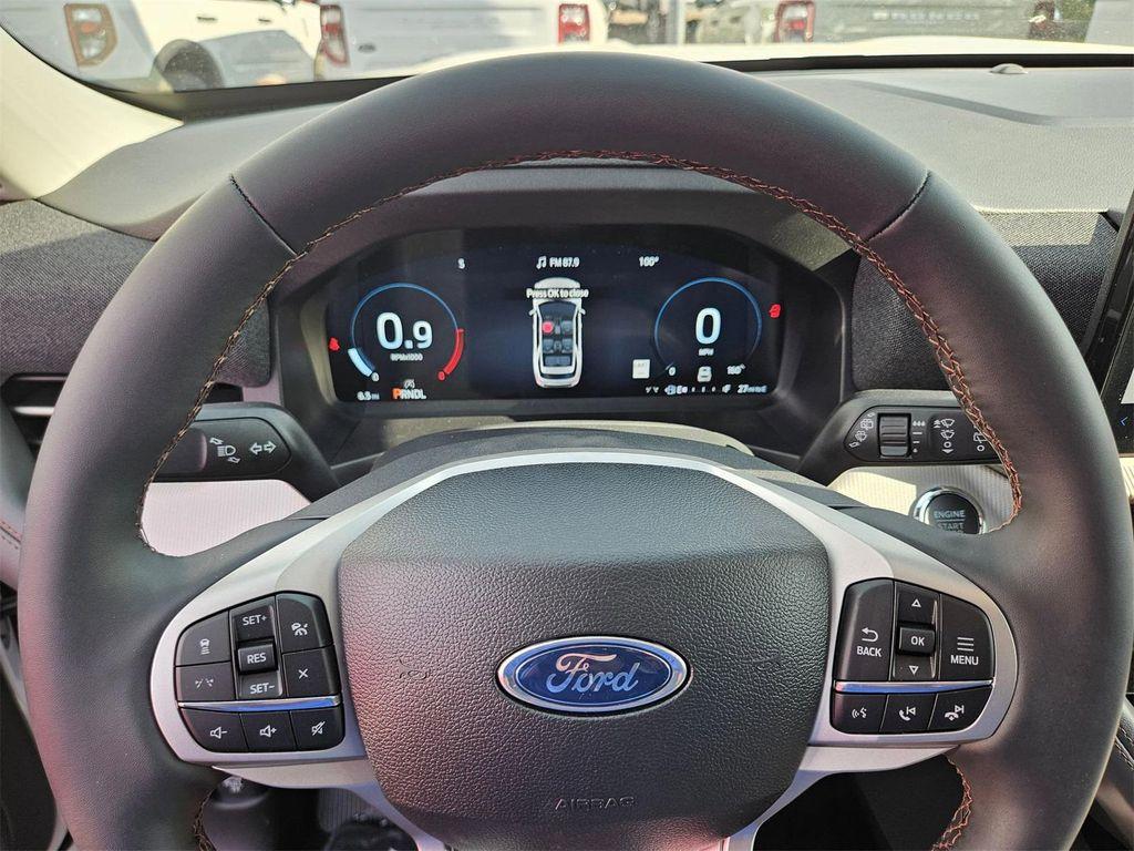 new 2025 Ford Explorer car, priced at $40,040